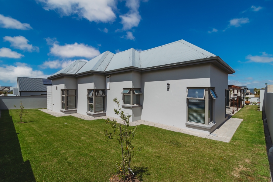 3 Bedroom Property for Sale in Blue Mountain Village Western Cape